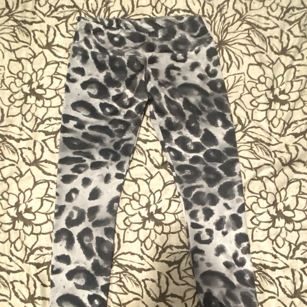 Public Myth leggings, size med